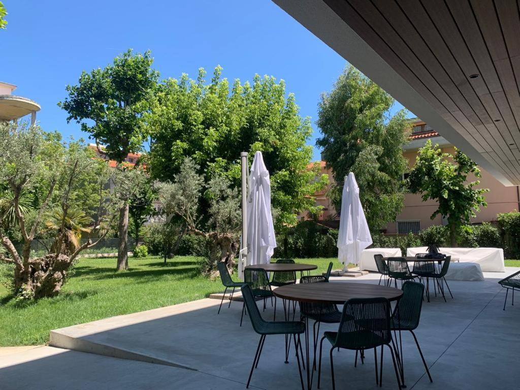 Marina Gardens Boutique&Suites Francavilla Al Mare Exterior photo